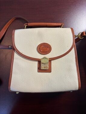 Dooney & Bourke Cream Pebbled Leather Satchel crossbody rare vintage